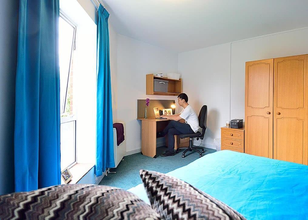 Broadgate Park Beeston * Ноттингем